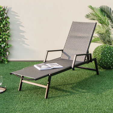Wicker Outdoor Chaise Lounge, Rattan Garden Sun Lounge Chair w/5 Adjustable Backrest Heights - PatiojoyAU